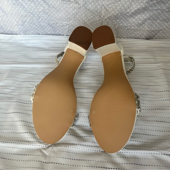 White Beaded Heels, Open-toed, Adjustable Ankle Strap - Picture 5 of 8